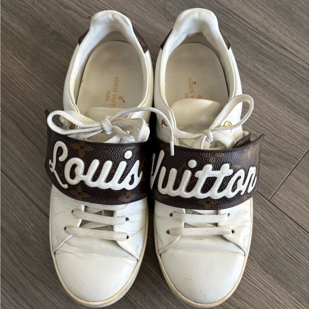 Louis Vuitton front row sneaker